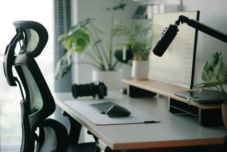 Tips for Creating a Comfortable and Productive Home Office Environment